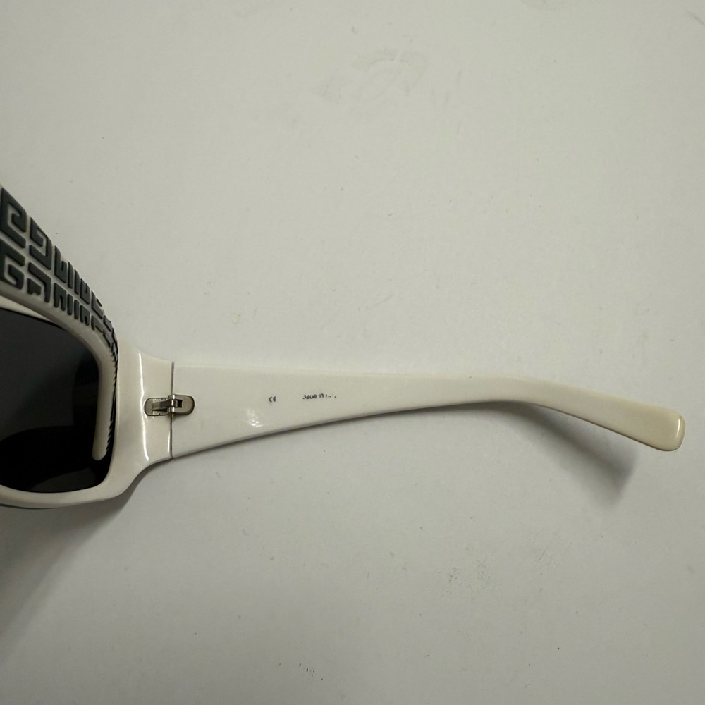 Givenchy Black Sunglasses with Dark Lenses - Picture 6 of 6